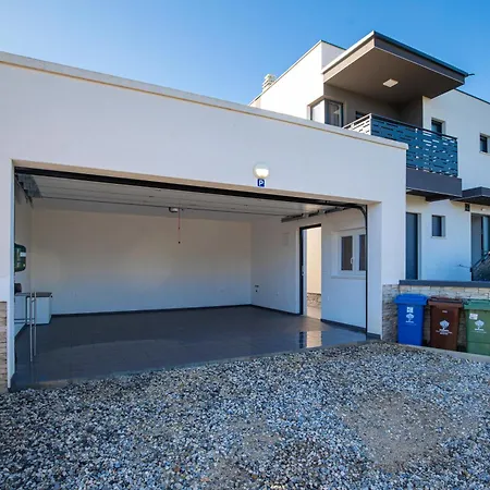 Βίλα Edis Πούλα